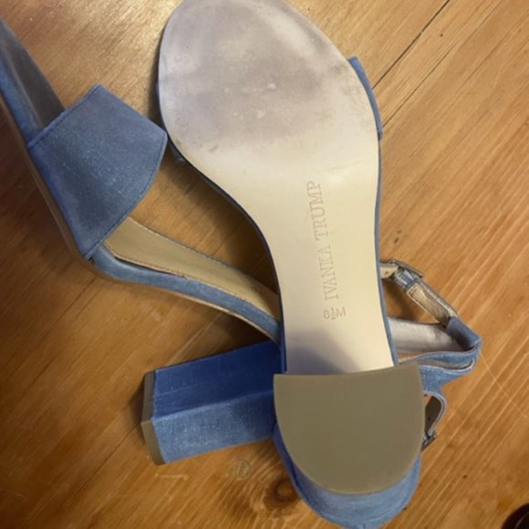 Ivanka Trump 'Klover' Block Heel Ankle Strap Sandal Blue Suede Denim Size 8.5 - Picture 5 of 6